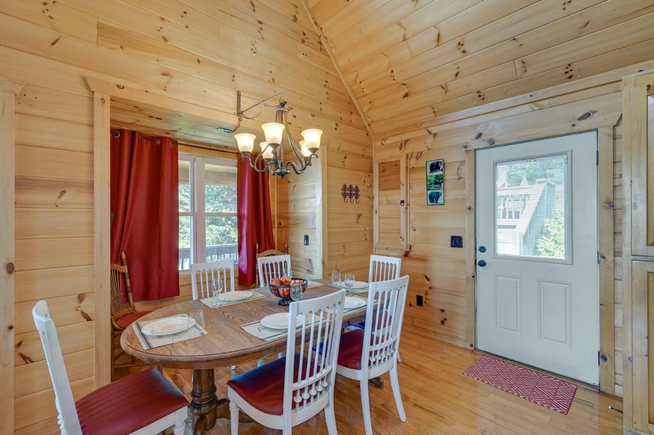 Warm And Cozy Cabin With Deck On Top Of The Blue Ridge Fancy Gap Exterior foto