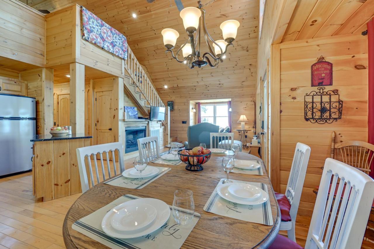 Warm And Cozy Cabin With Deck On Top Of The Blue Ridge Fancy Gap Exterior foto