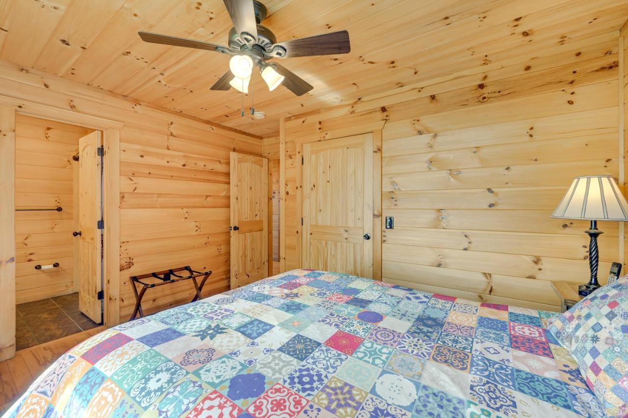 Warm And Cozy Cabin With Deck On Top Of The Blue Ridge Fancy Gap Exterior foto